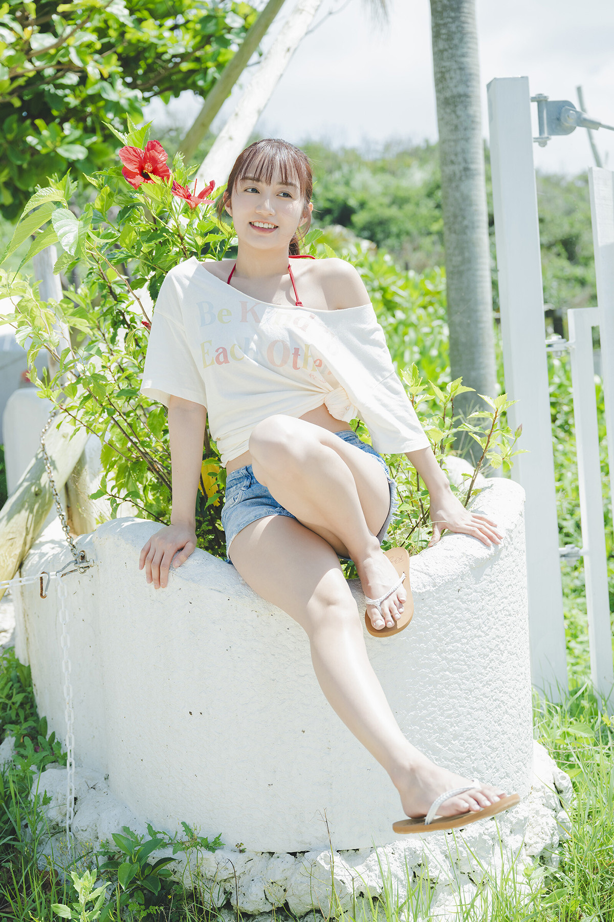 Kuroki Hikari 黒木ひかり, 漫画アクションデジタル写真集 「たまには海辺で」 Set.01