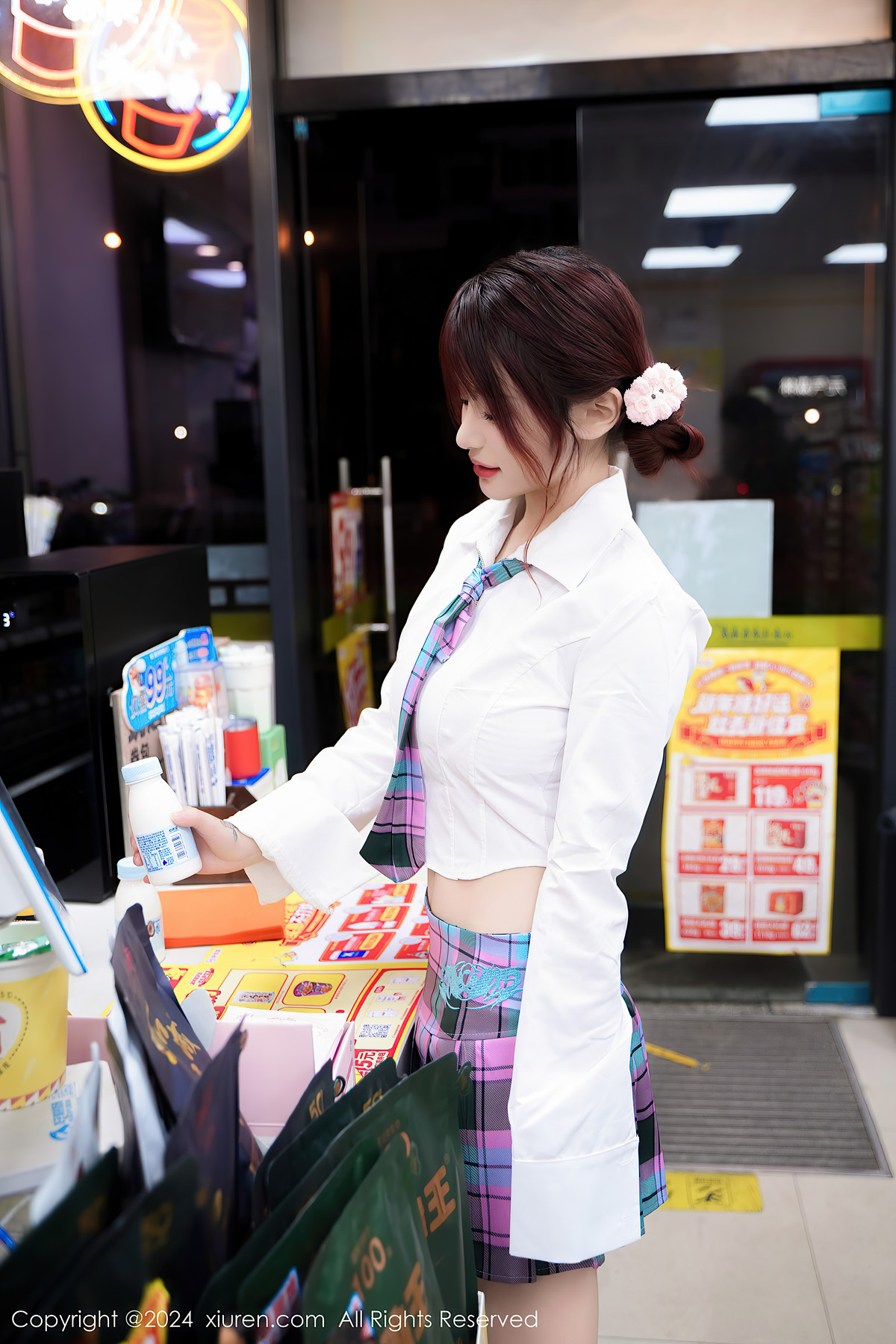 XiuRen秀人网 No.8015 美七Mia(70P)