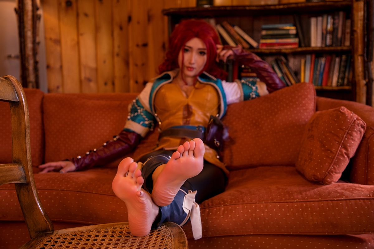 Coser@MisswarmJ – Triss Merigold (47P – 1V)