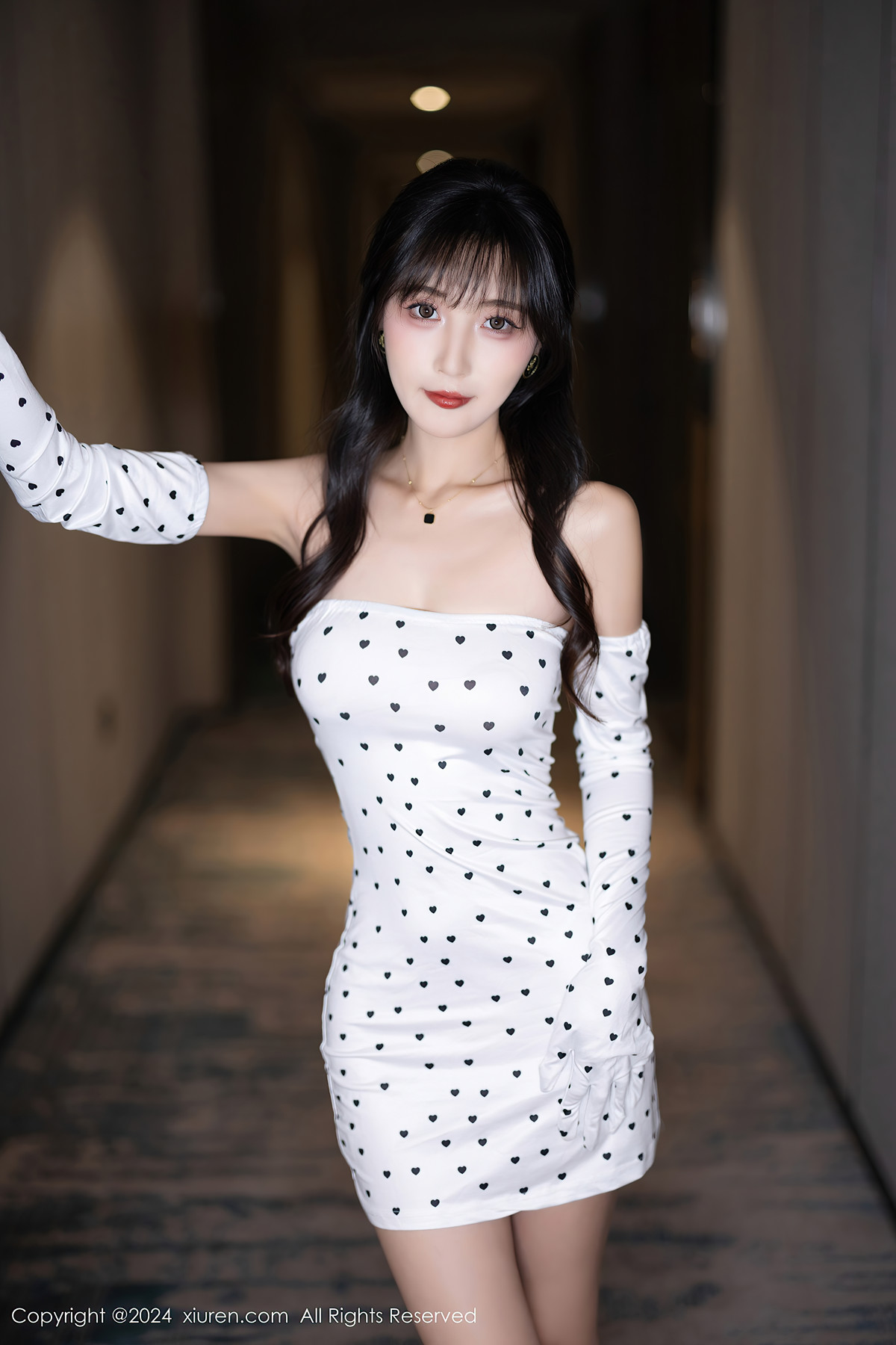 XiuRen秀人网 No.8045 LinXingLan林星阑(90P)