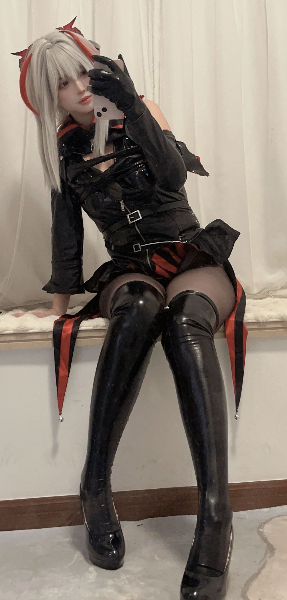 Coser@疯猫ss – 2024年01月 Fantia 会员订阅 (80P)