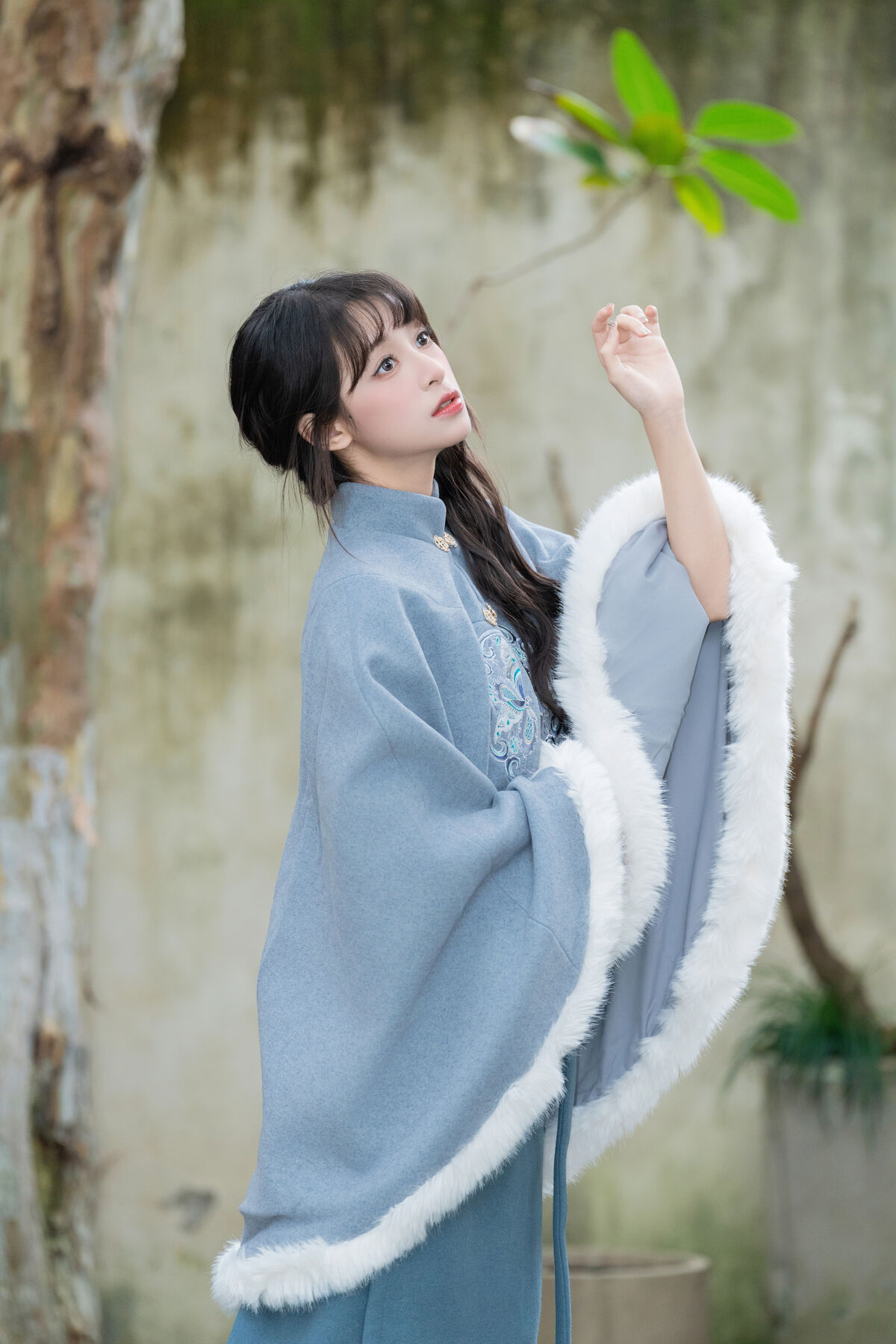 YiTuYu艺图语 Vol.8412 夏芋小年 (26P)