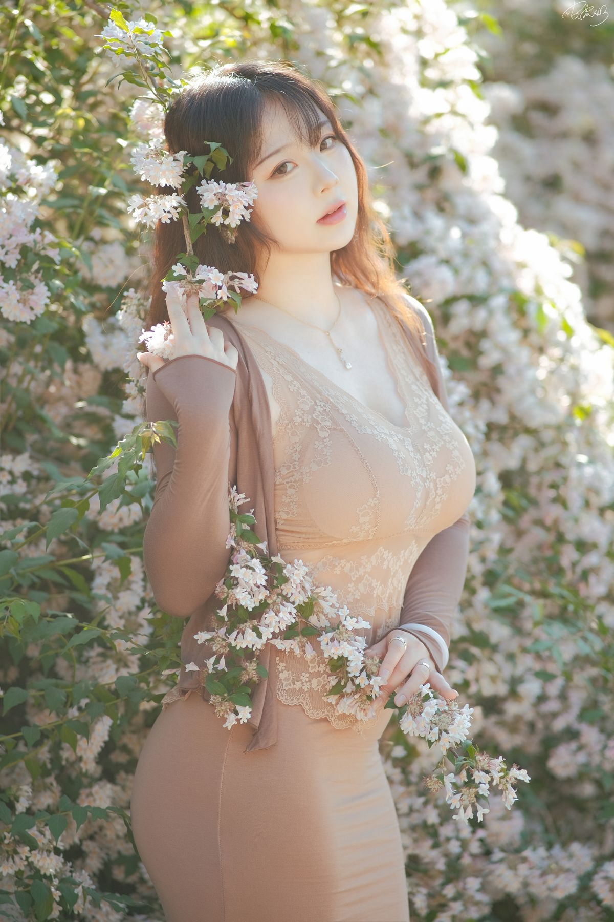 Coser@皮皮奶可可爱了啦 – 猥实人妻 (55P)