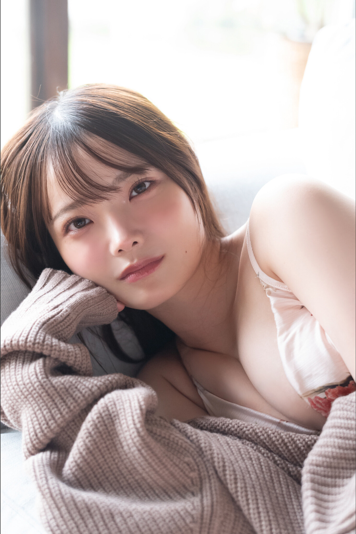 Araya Himeka 新谷姫加, FRIDAYデジタル写真集 「Holic」 Vol.04