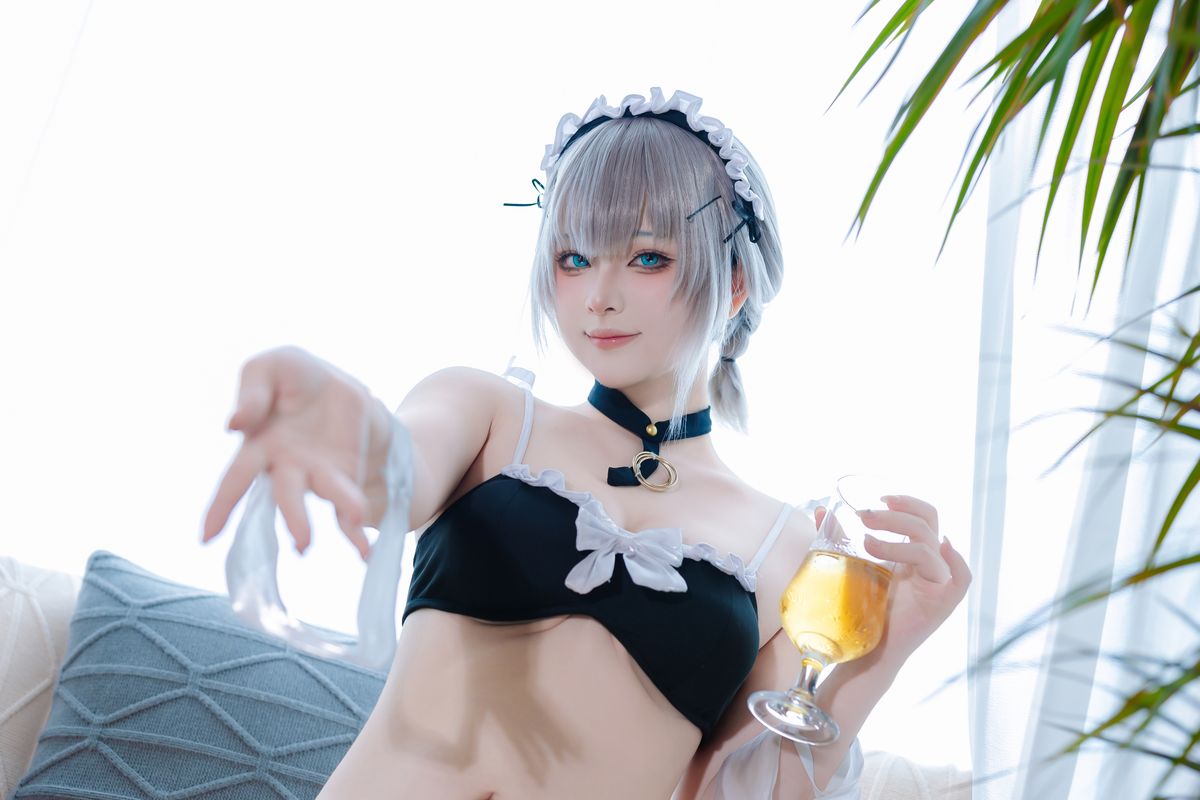 Coser@屿鱼 – 碧蓝航线 曼彻斯特 泳装 (51P)