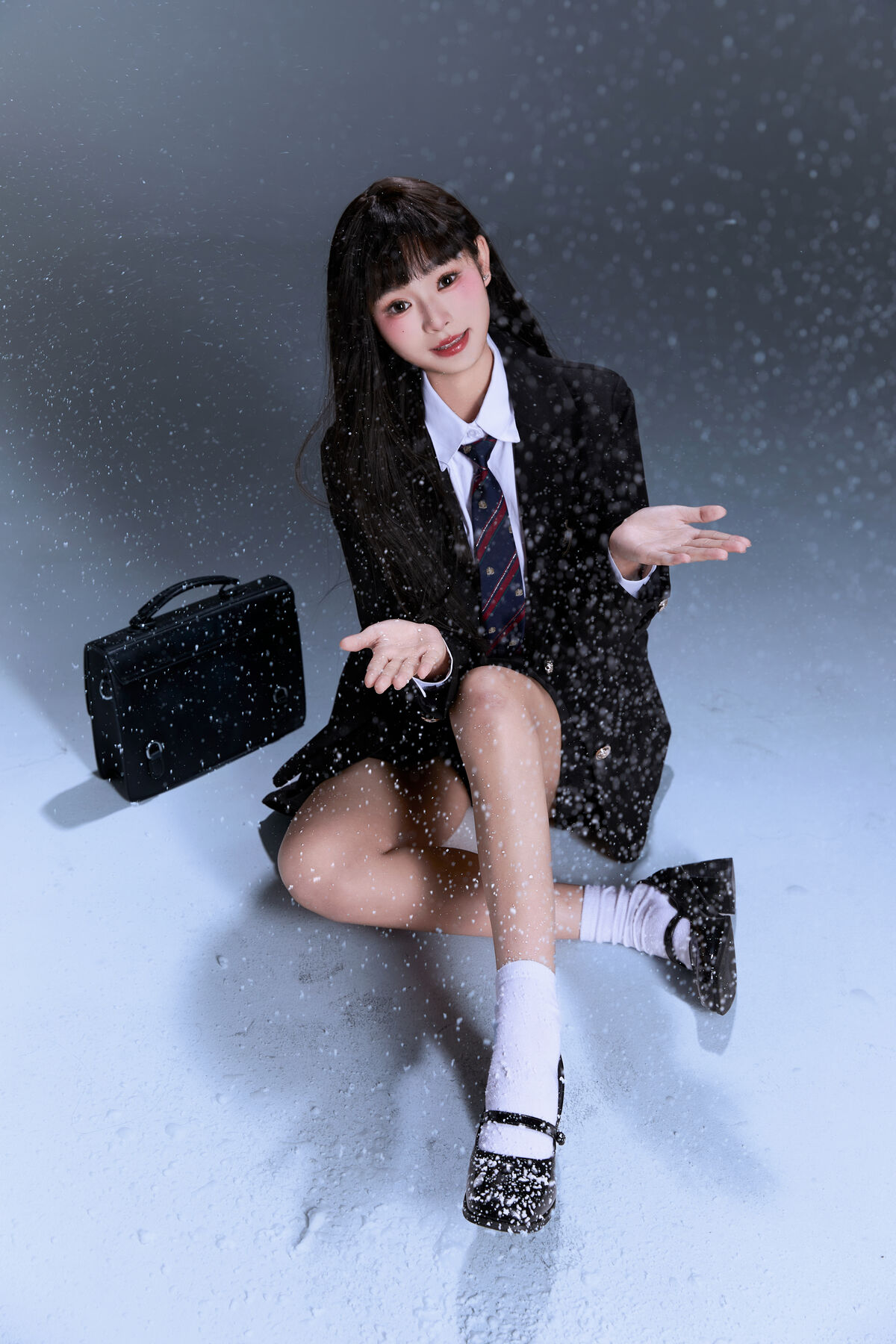 YiTuYu艺图语 Vol.8380 啊丹 (23P)