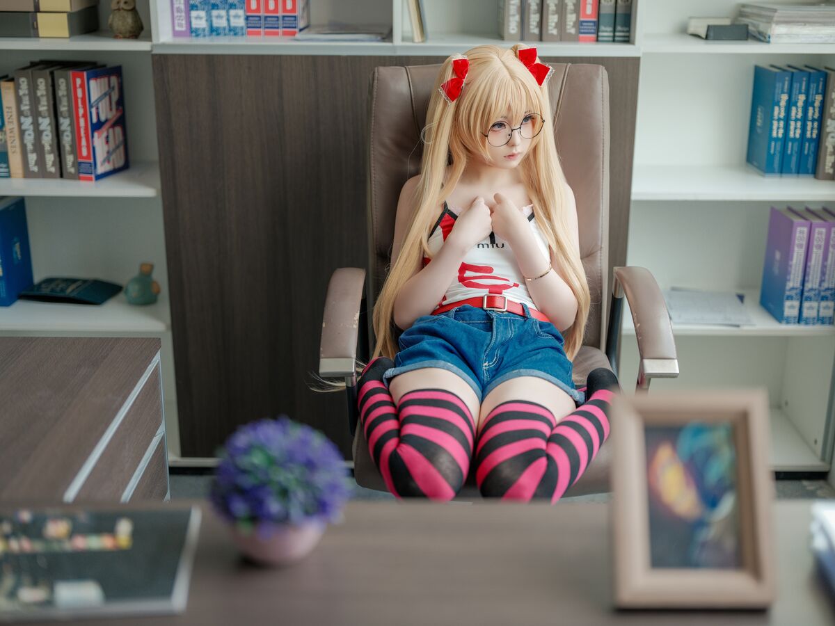 Coser@幼水铃衣 – 鬼父 秋月爱莉 (83P)