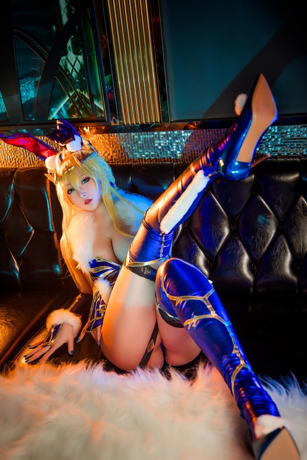 Defeat the bunny queen 念念