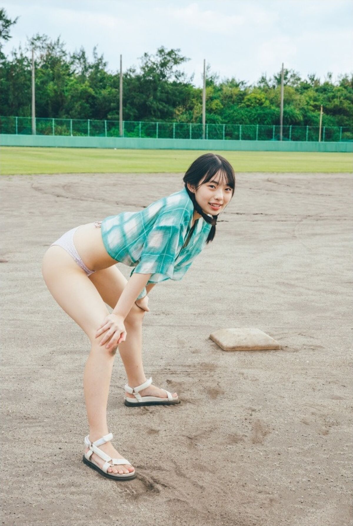 JP Kikuchi Hina 菊地姫奈 – Moment 週プレ PHOTO BOOK Part02 (73P)