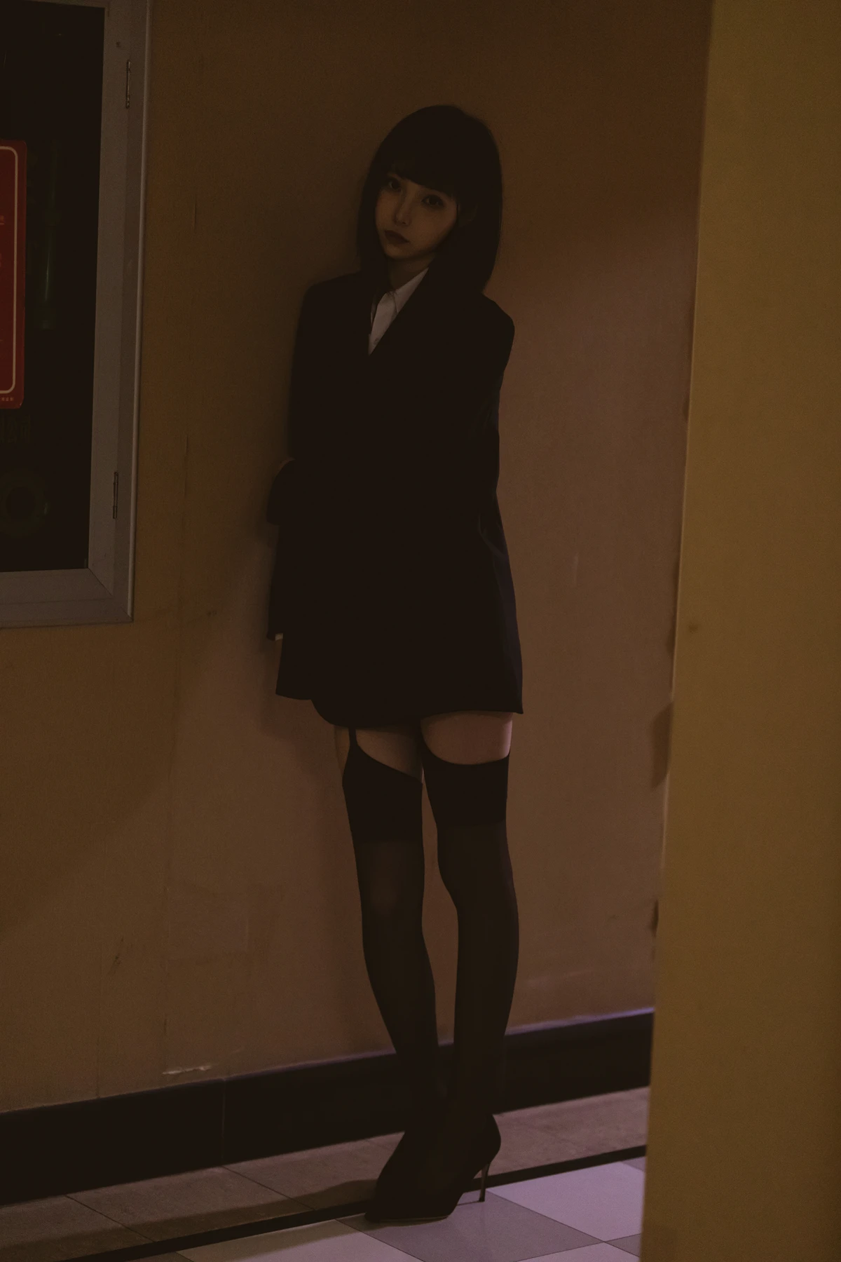 Cosplay 许岚LAN – 醉酒OL