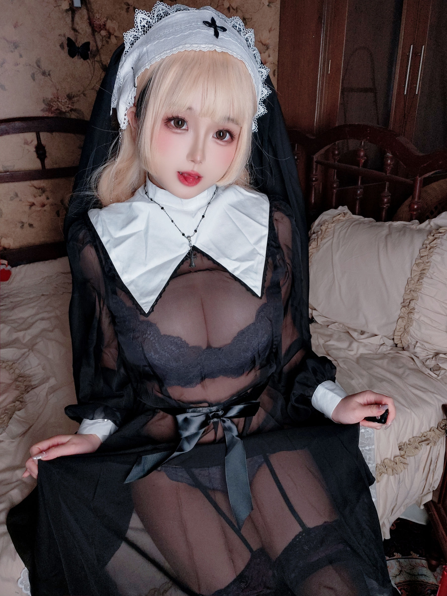 Cosplay日奈娇 - 禁忌修女
