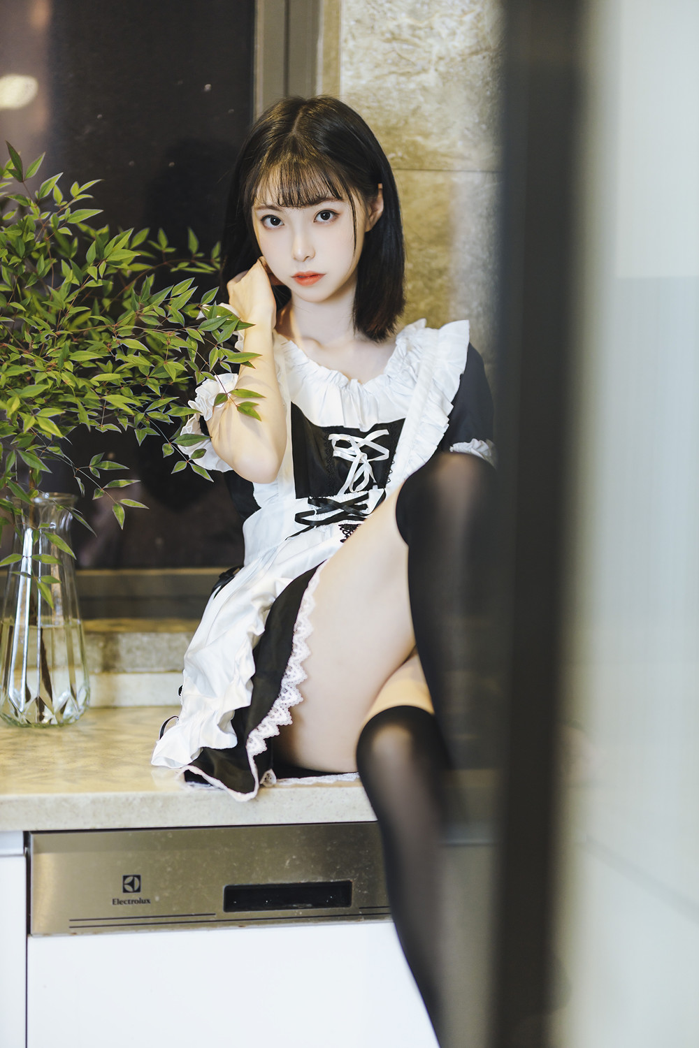 Cosplay 许岚LAN – 短裙女仆