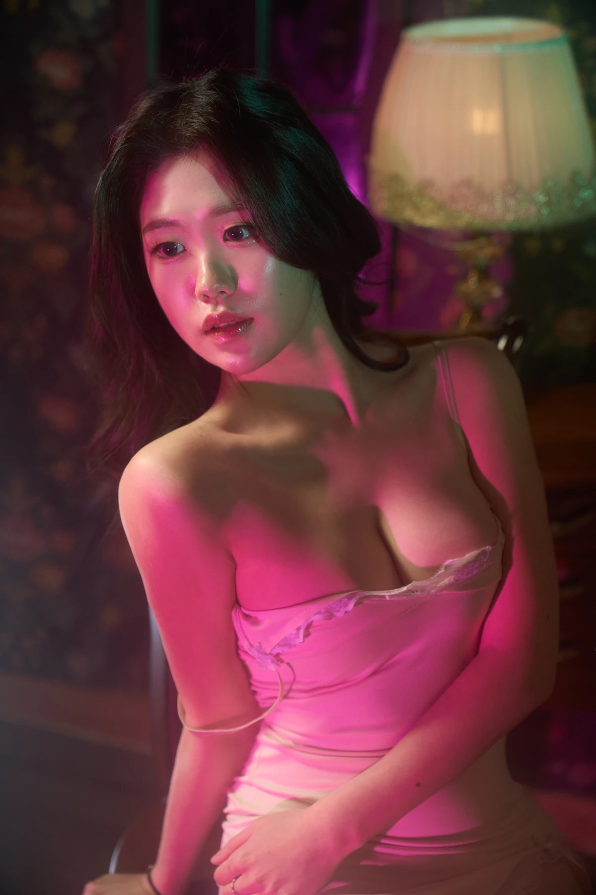 HaEun 하은, Photobook 「Fair Skin」