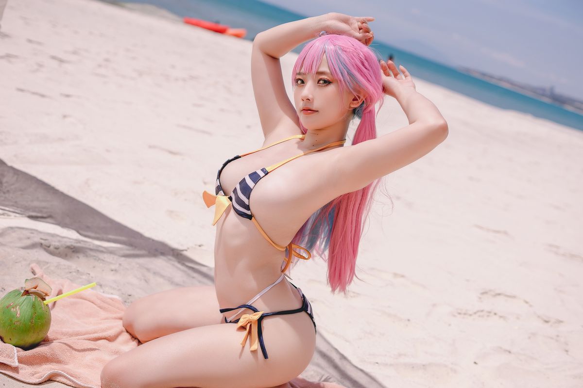 Coser@Messie Huang – Aqua Bikini (35P)