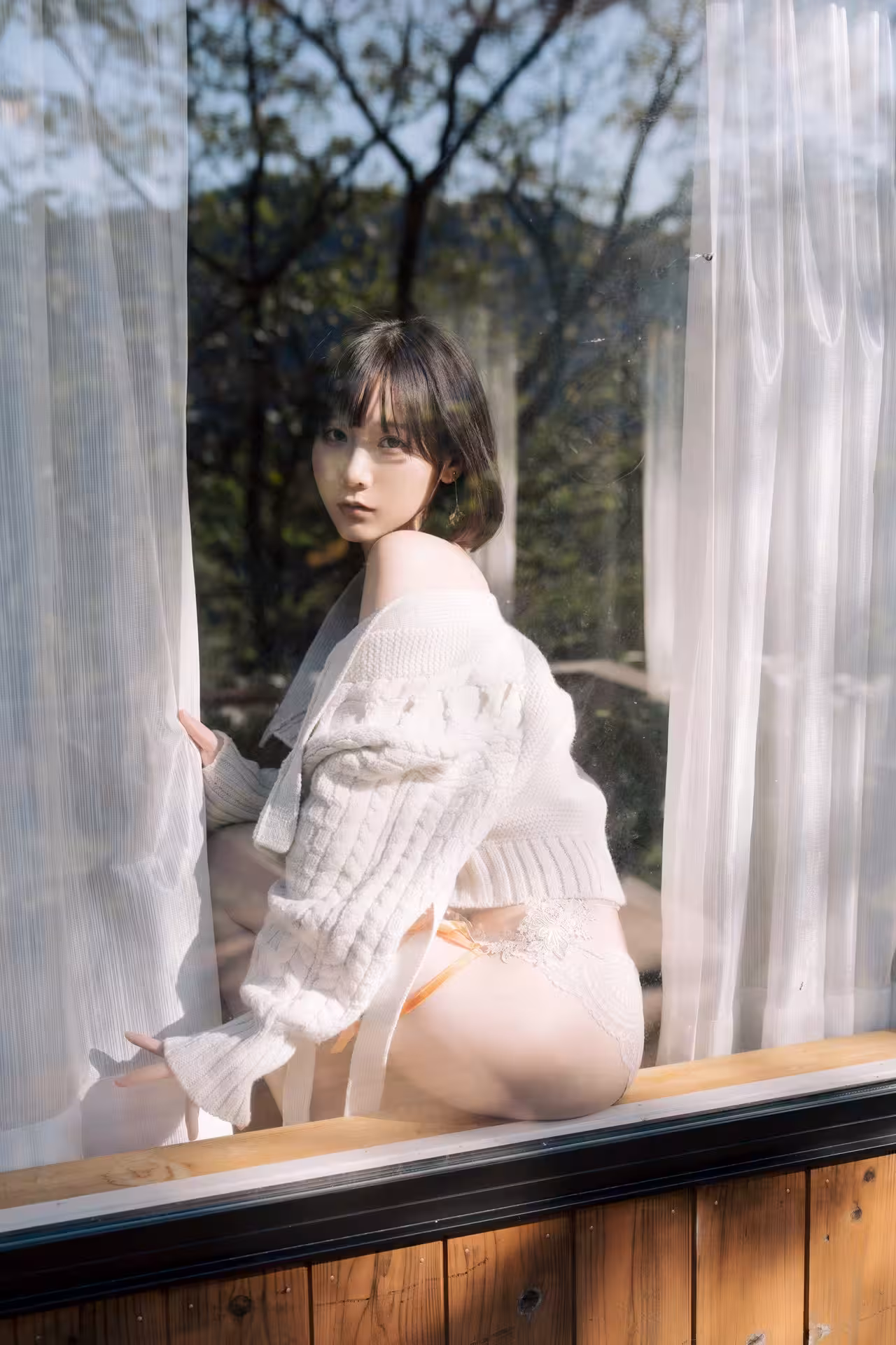 (けんけん) 甜美外表下藏著性感 慾望噴發 (40P)