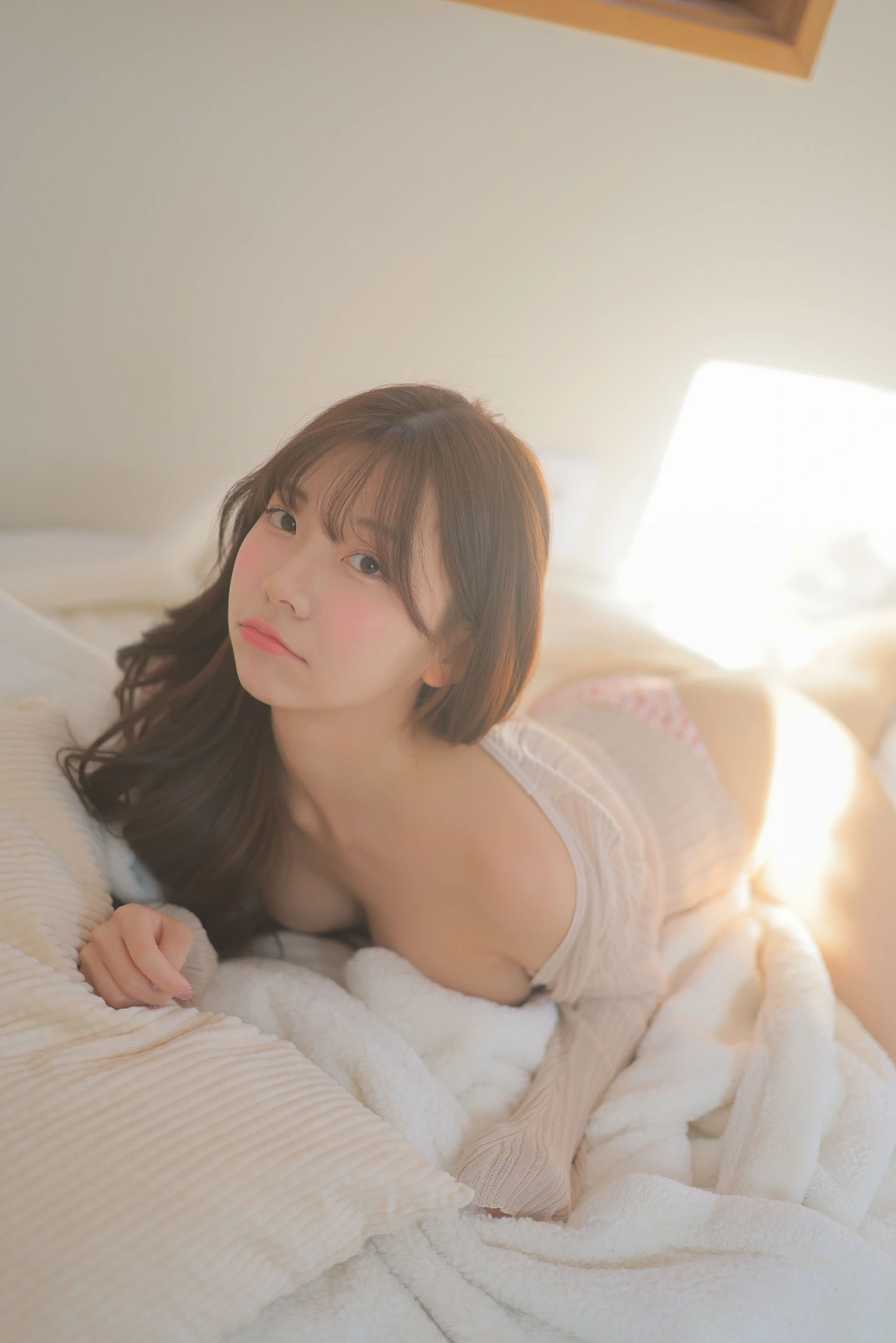 Leeesovely 쏘블리, PhotoBook 「Warm Afternoon Sun」 Set.01