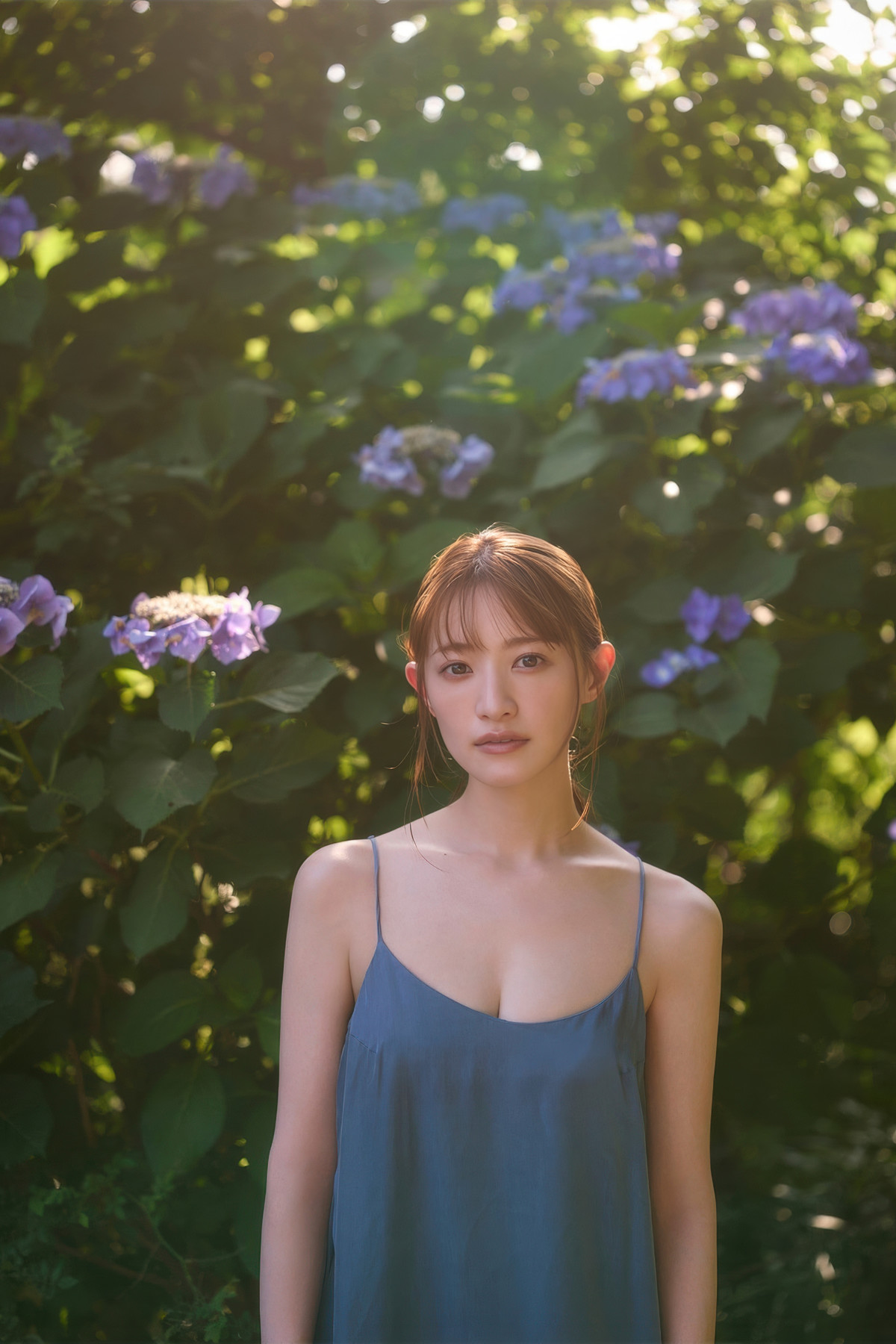 Kana Nakada 中田花奈, FLASHデジタル写真集 「Bloom」 Set.01