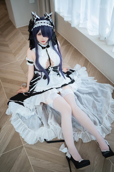 Coser@面饼仙儿 碧蓝航线 奥古斯特 女仆