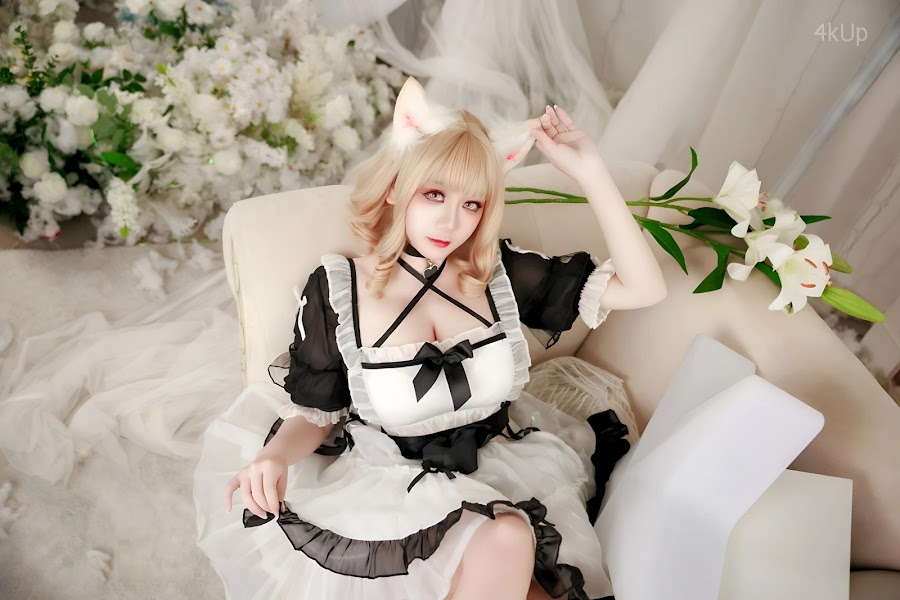 Coser@阿雪雪 午后女仆