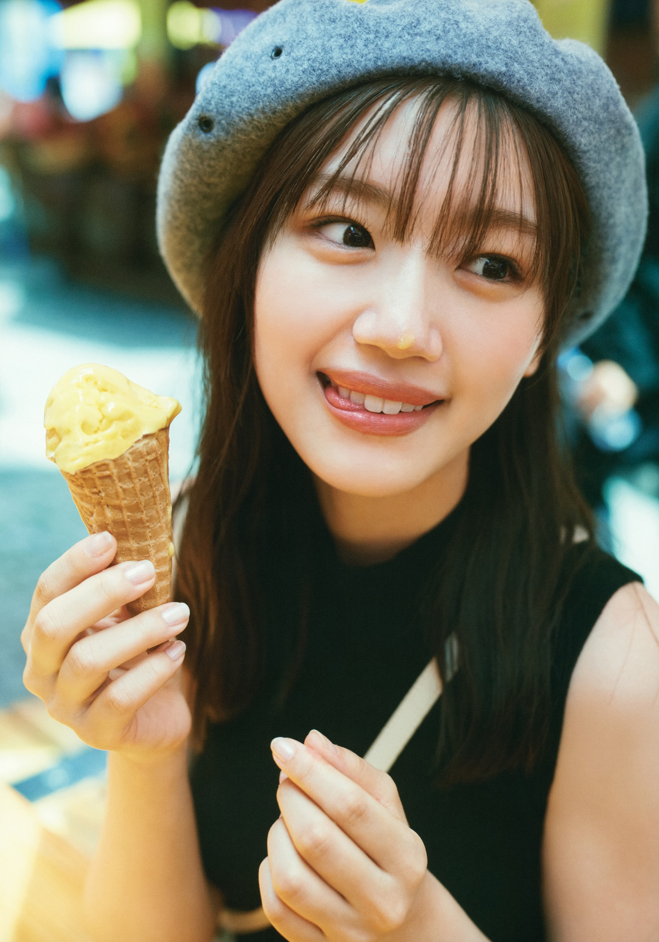Mirei Sasaki 佐々木美玲, 1st写真集 「陽射しのパレード」 Set.01