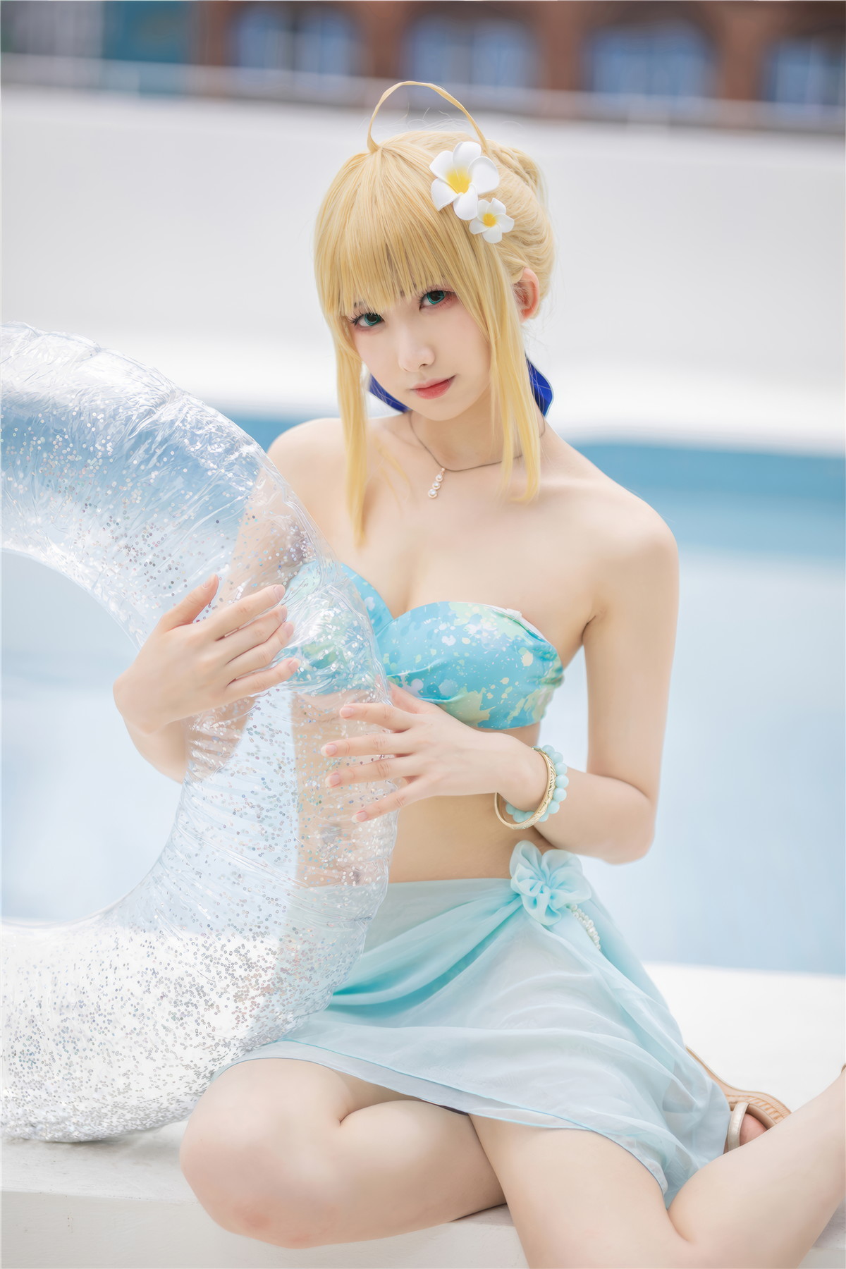 Cosplay 封疆疆v 阿尔托莉雅·潘德拉贡 泳装(40P)