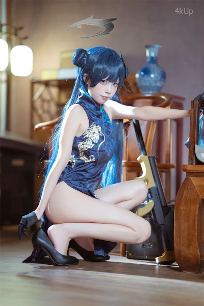 Coser@三無人型 蔚蓝档案 龙华妃咲 旗袍