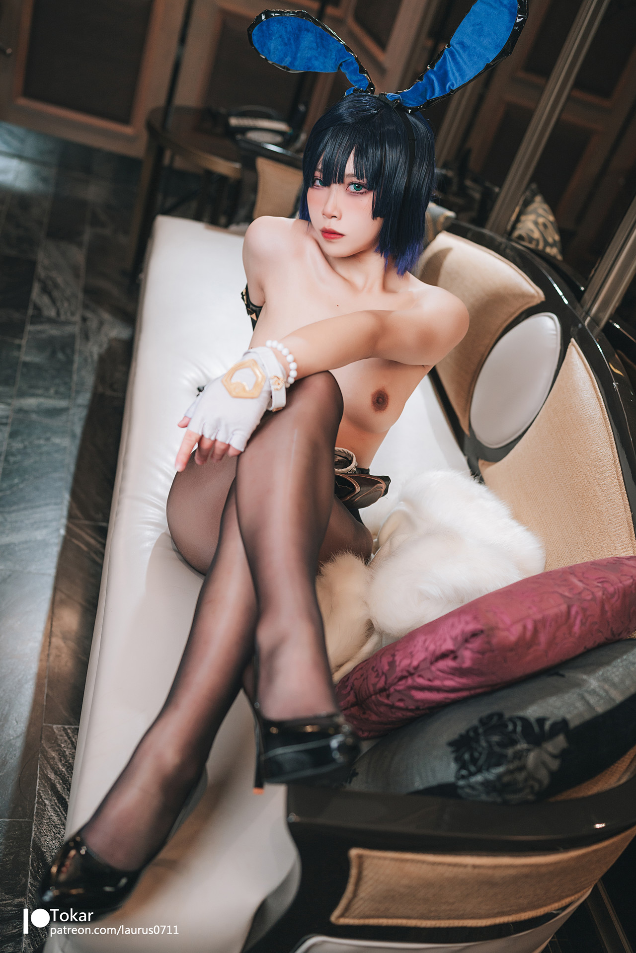 Tokar浵卡, 写真集 夜阑(兔女郎ver) Yelab (Bunny ver)