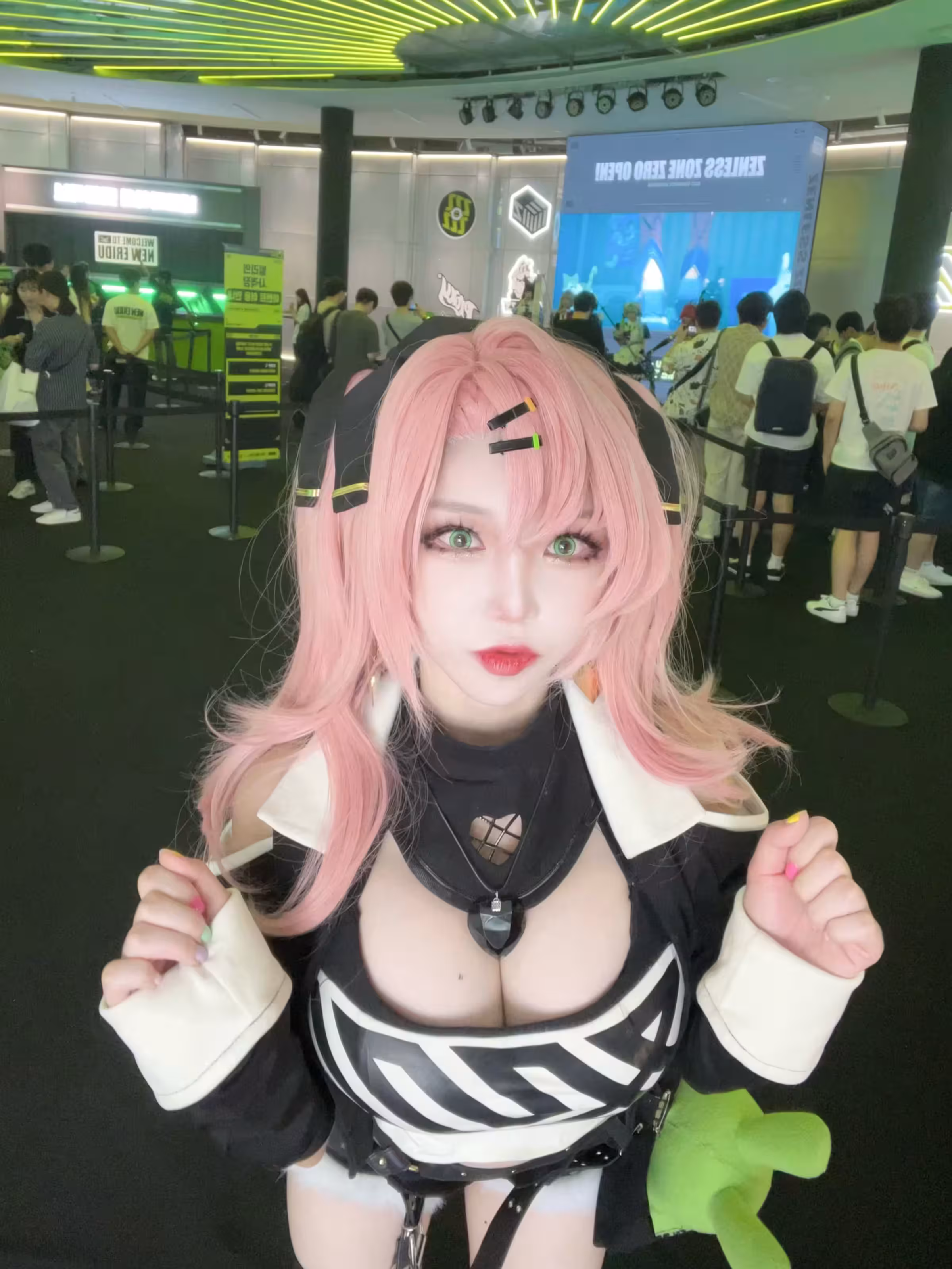 EUN：A/UN-A __- 12（10p）