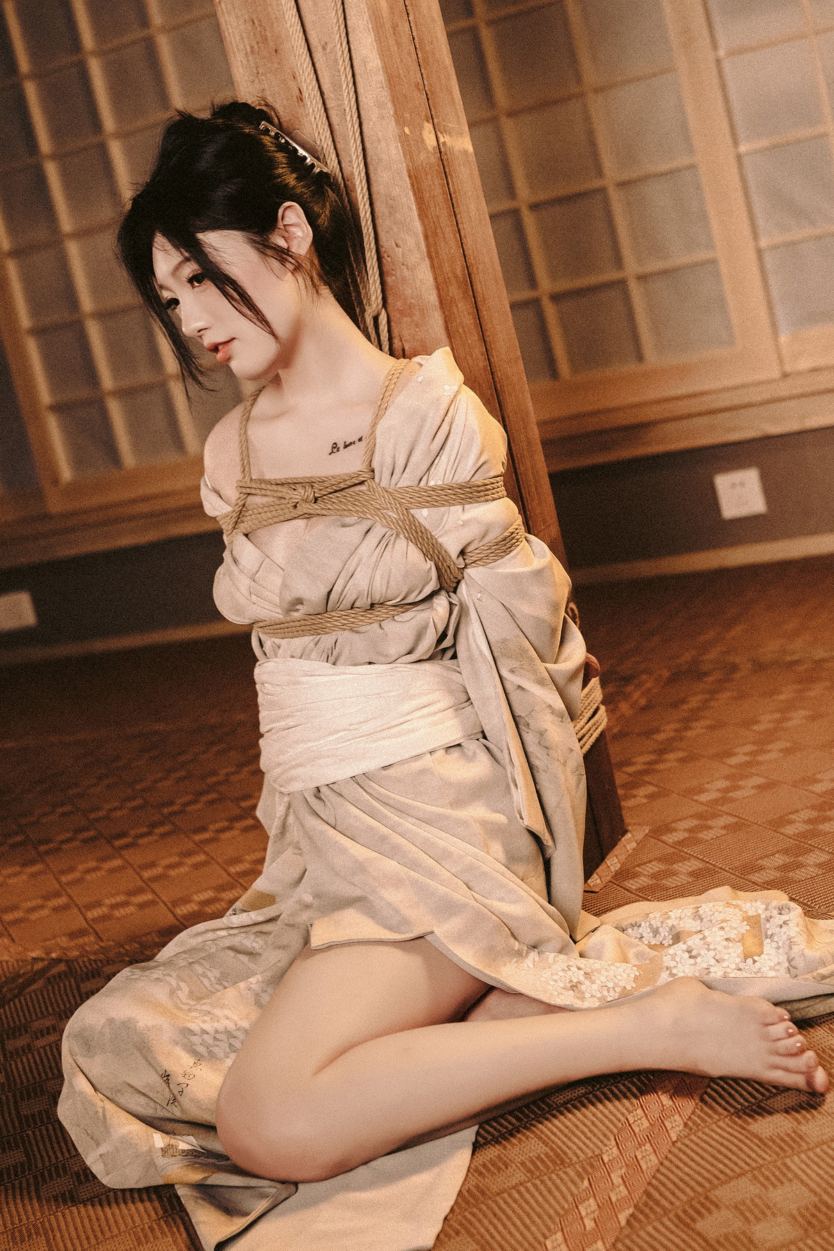 Cosplay 桃良阿宅 绳艺(70P)