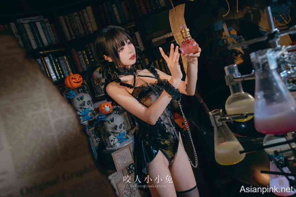 Happy halloween Coser@黏黏团子兔 – 『兔兔班车』万圣小恶魔