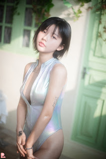 [PINK] U.Hwa (은유화) – Floral