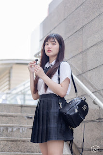 SiS Magazine P4
