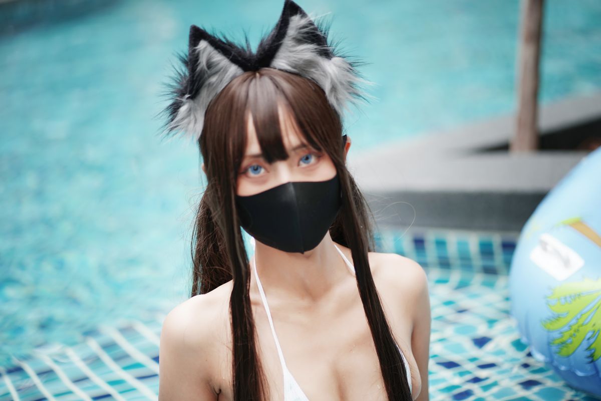Coser@职业奶妈三水子 – 猫猫蓝白比基尼 (86P – 1V)