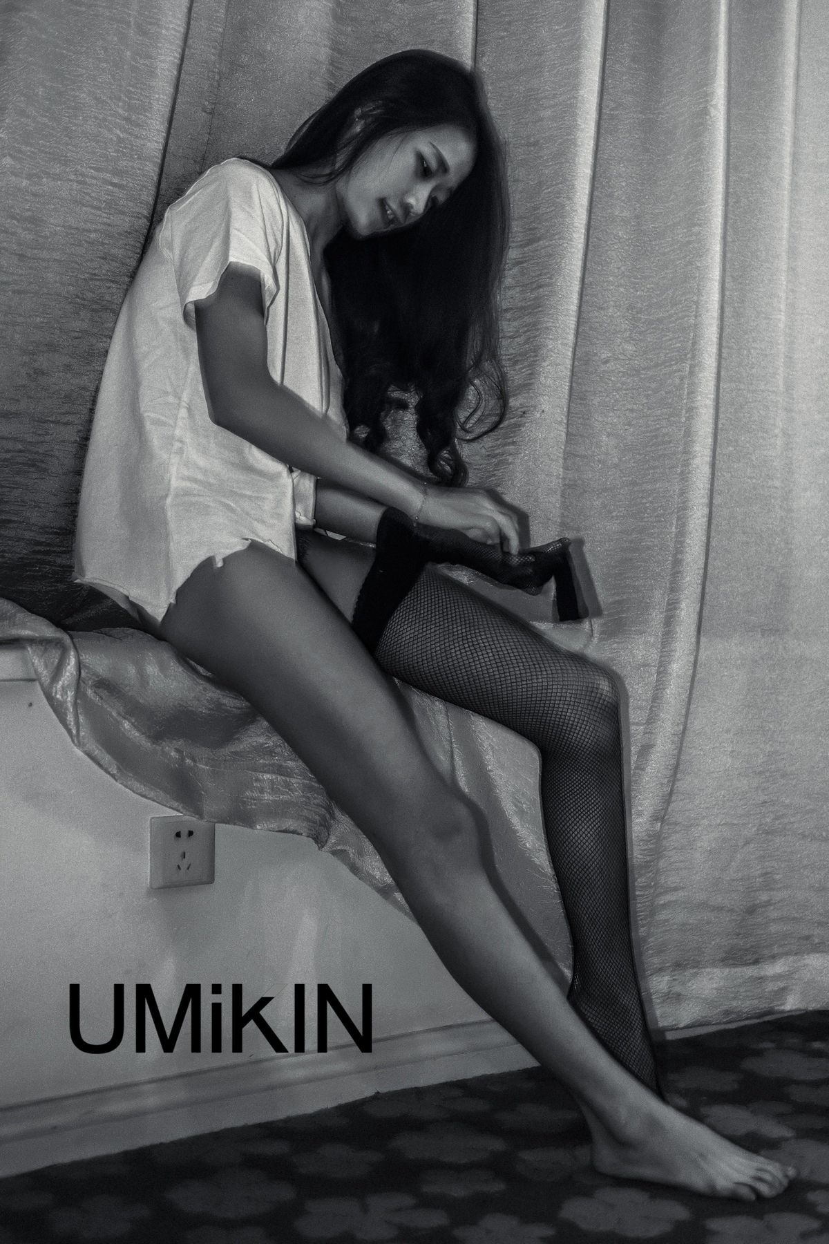 Umikin Adult Photography – 知名唯美情色摄影大咖 约拍超美御姐熟女大合集 Part03 (72P)