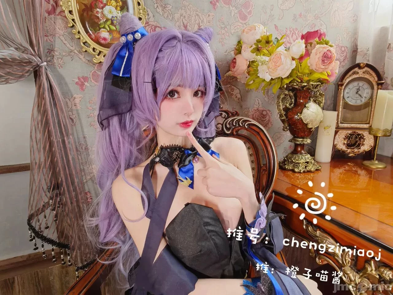 絕頂福利姬 展示自己的一線天鮑魚 超色體態全是亮點 (11P)