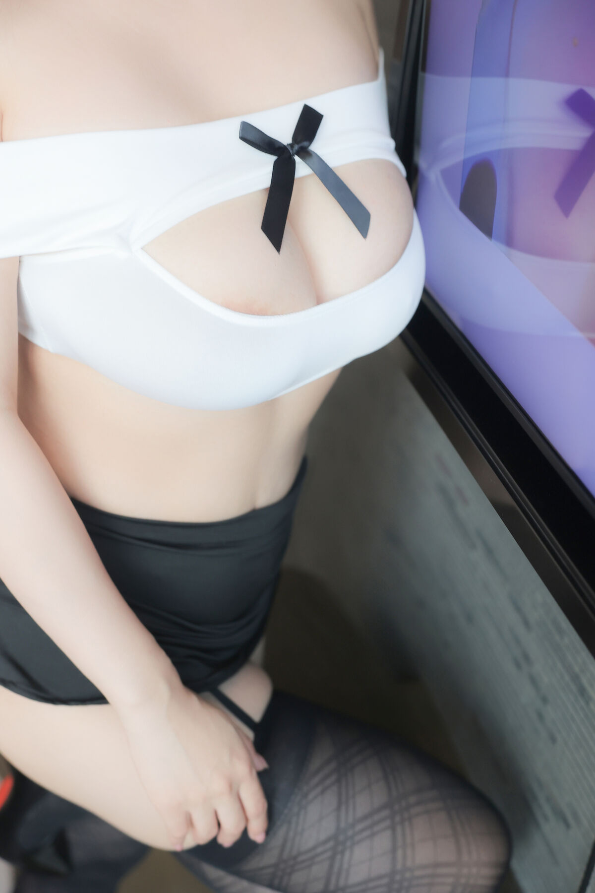 XR Uncensored Xiao Rou Rou Mi 小肉肉咪 – R18 秀人网模特 内购 黑丝肥乳 (85P)
