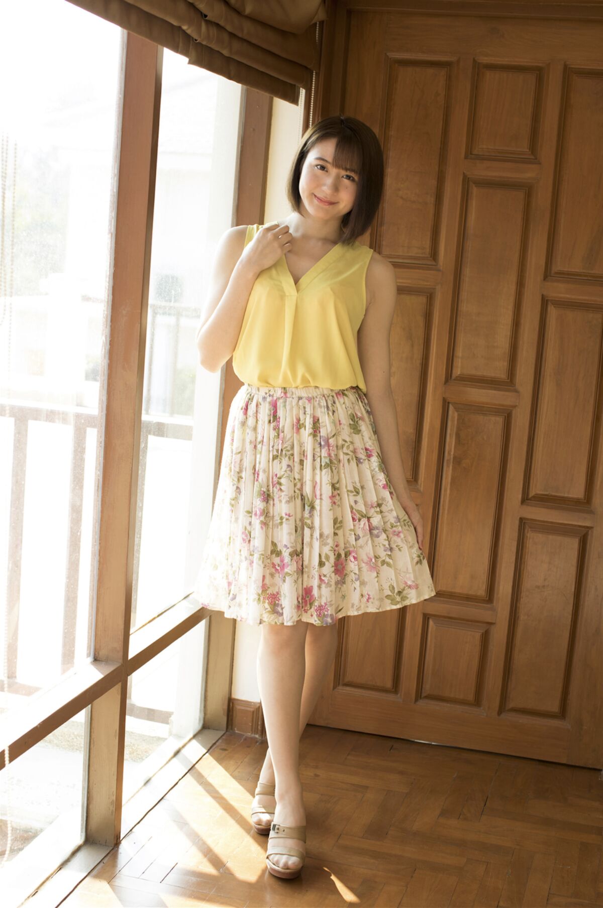 JP Anna Ito 依東杏奈 – Round Qeen Part01 (51P)