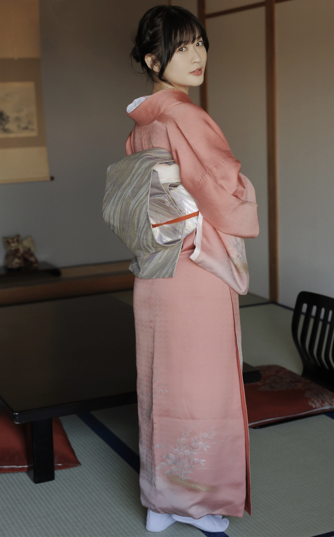 MEIRI メイリ, デジタル写真集 『Kiss You2』 Set.02