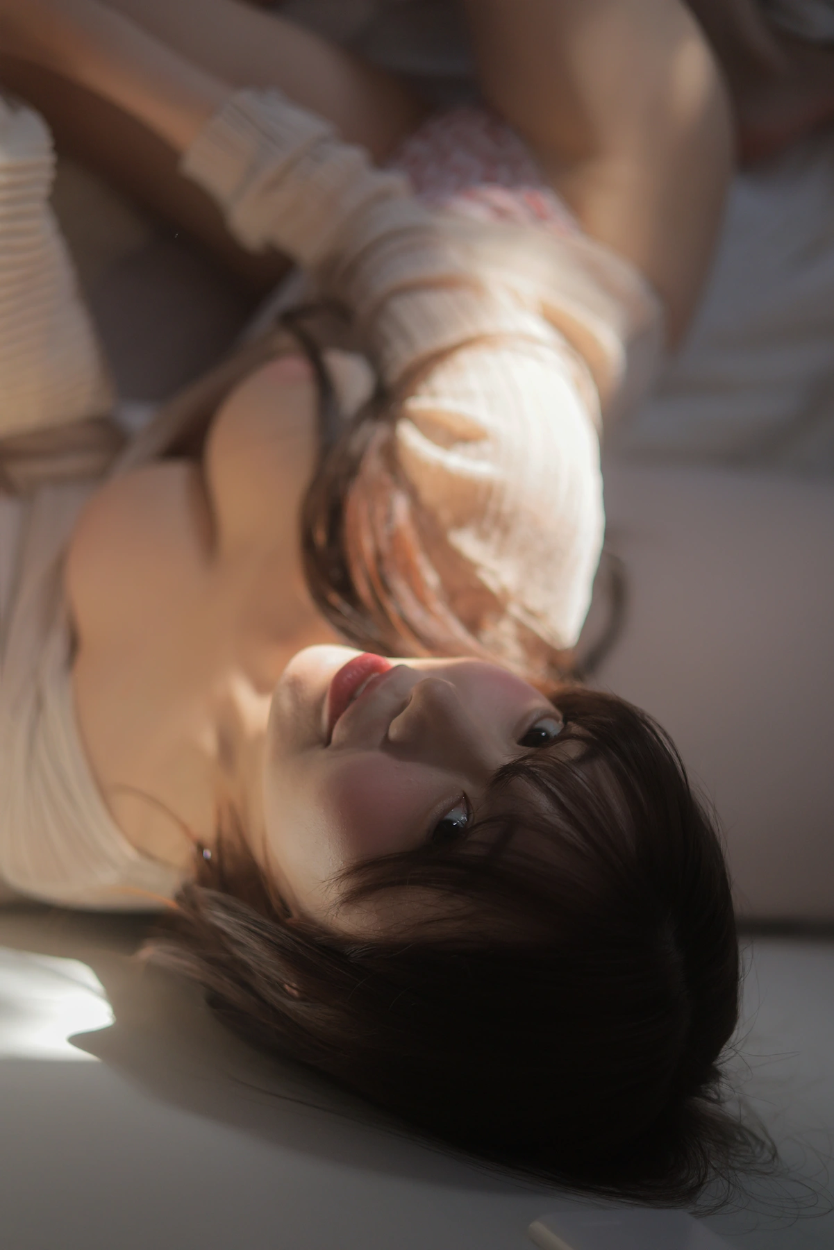 Leeesovely 쏘블리, PhotoBook 「Warm Afternoon Sun」 Set.03