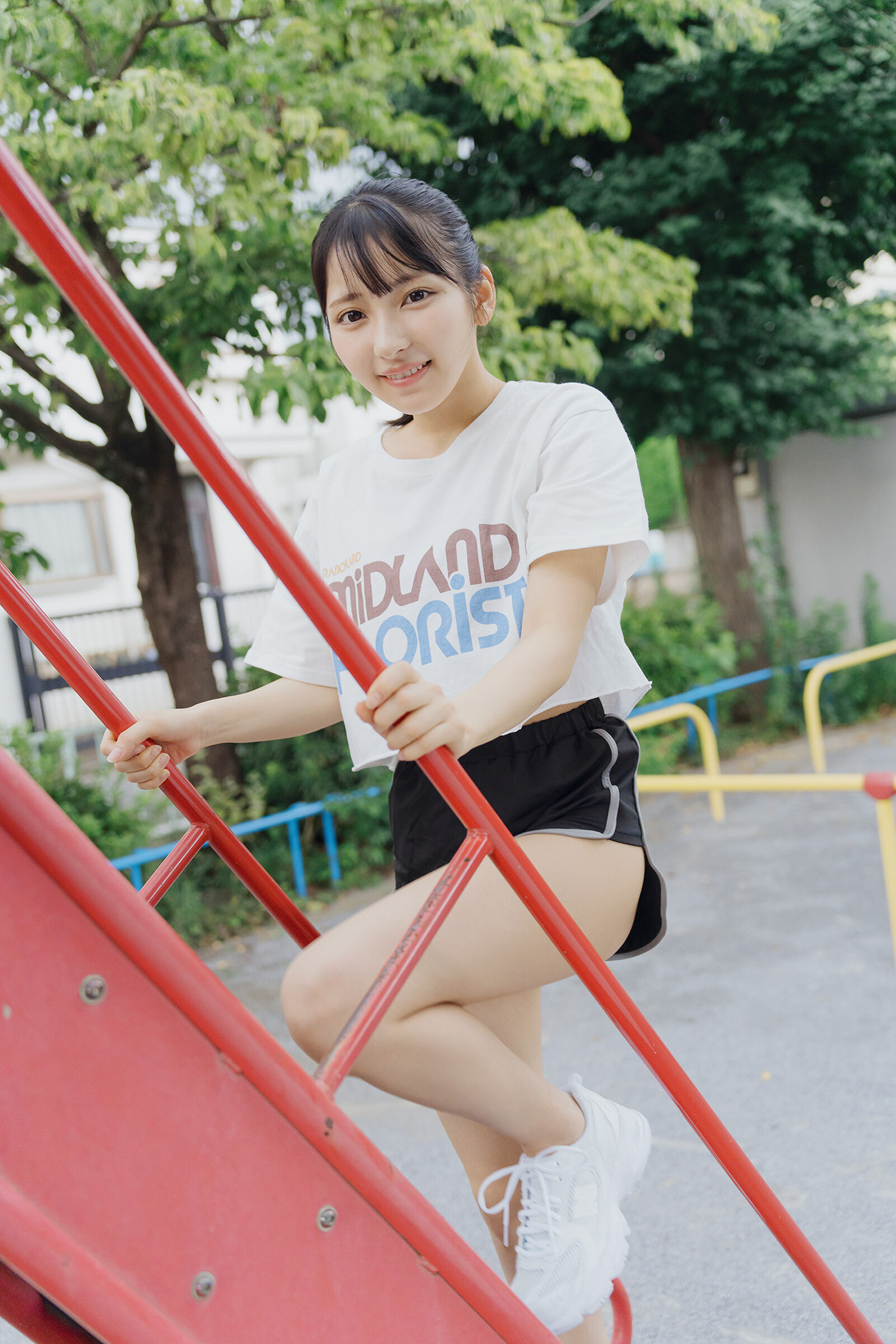 Toumi 十味, 漫画アクションデジタル写真集 「もっと甘いものを」 Set.02