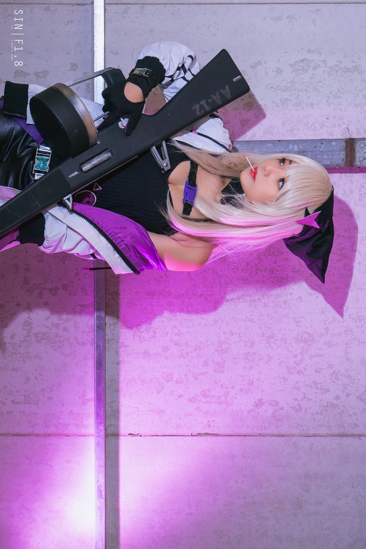 Cosplay Messie Huang AA-12