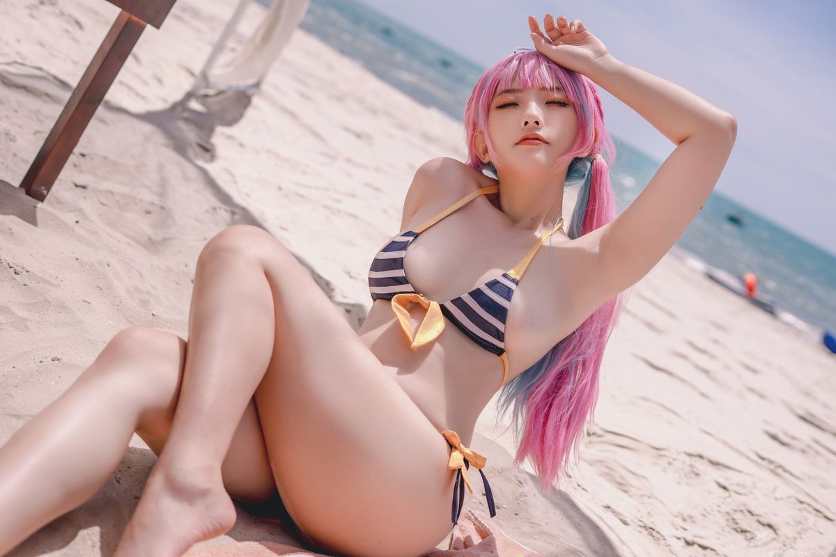 Coser@Messie Huang – Aqua Bikini (35P)