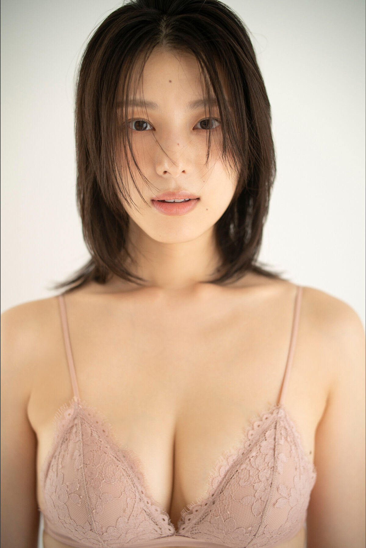 JP Iori Sagara 相樂伊織 – 彼女は美バスト (86P)