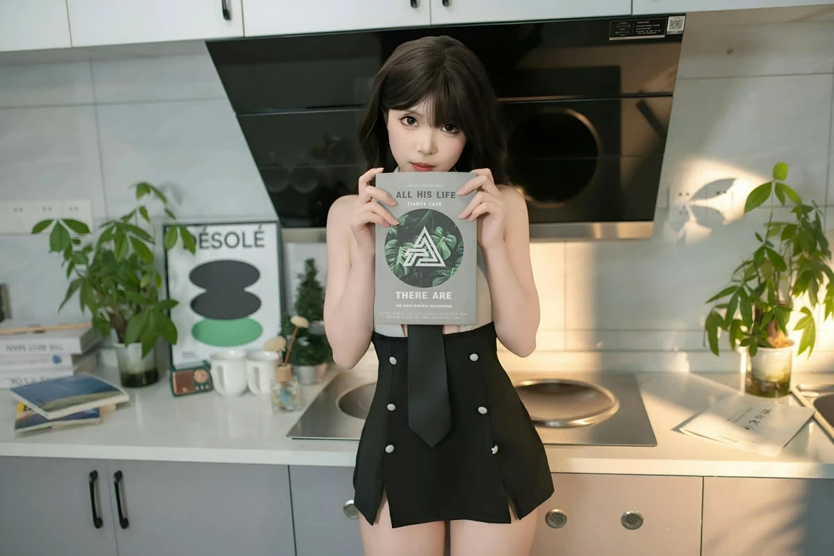 [網路收集系列]Coser@Bangni邦尼 – 小職員[81P]