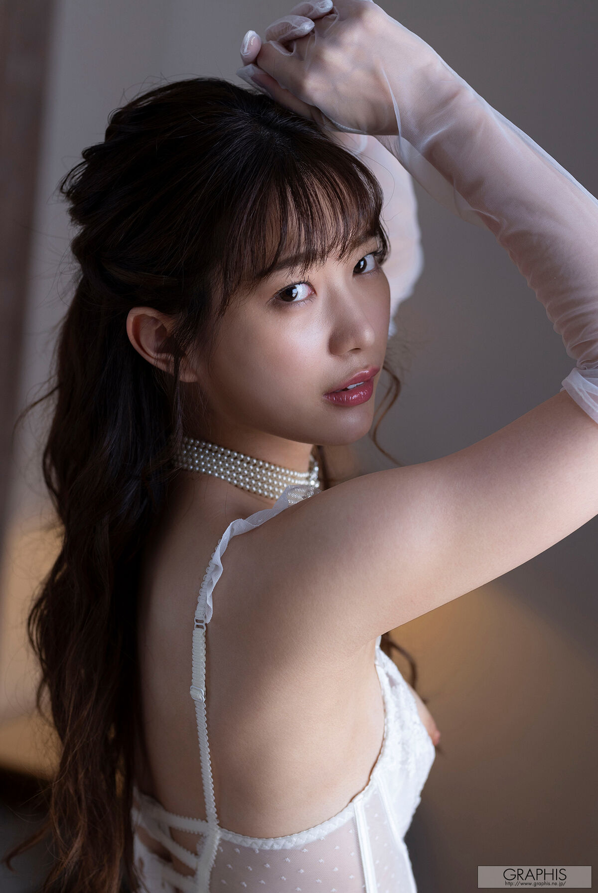 JP Akari Mitani 美谷朱音 – Graphis Gals No.560 Vermilion Part03 (54P)