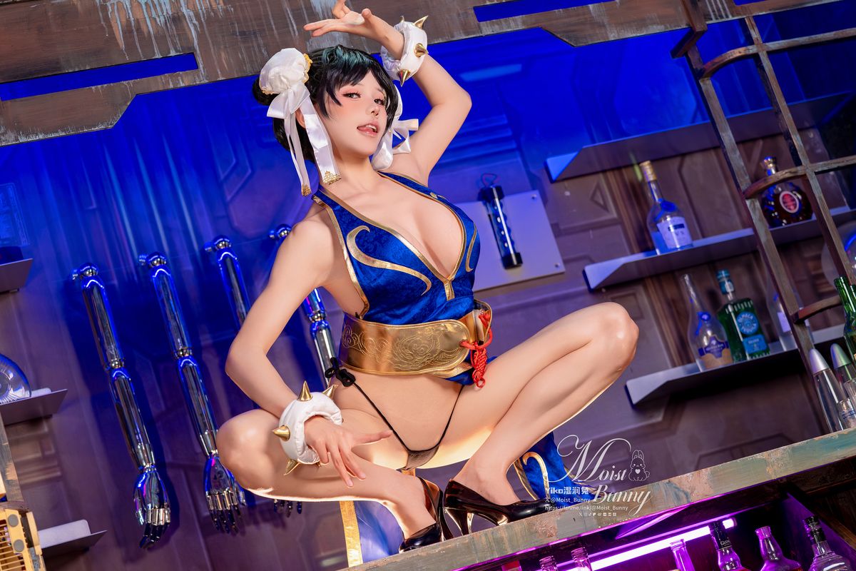 Coser@黏黏团子兔 – 2月作品 街霸-春丽』桃花旗袍 (87P – 1V)