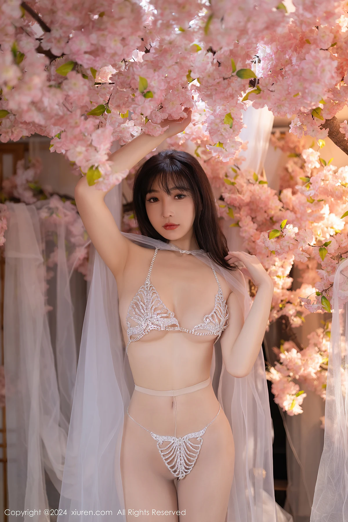 XiuRen秀人网 No.8807 陆萱萱LuXuanXuan(81P)