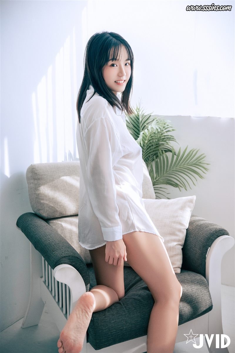 JVID_Angela寶7 – 被按摩師玩弄の墮落妻子－寶七🔥被技巧高超的手技開發出性感帶 [215P + 2V／1.21GB]