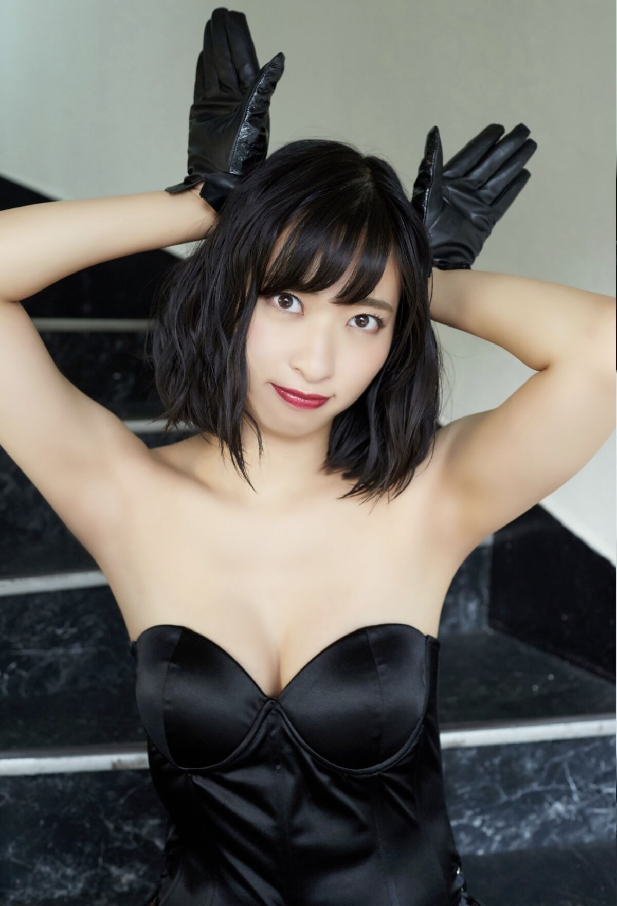 JP Kuramochi Yuka 倉持由香 – 夜の尻職人 (75P)