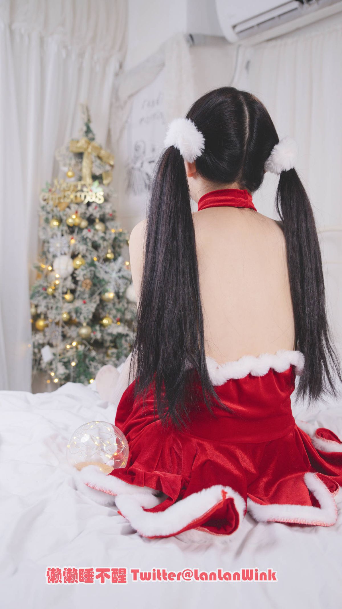 Coser@懒懒睡不醒 – 圣诞套装 (39P – 1V)